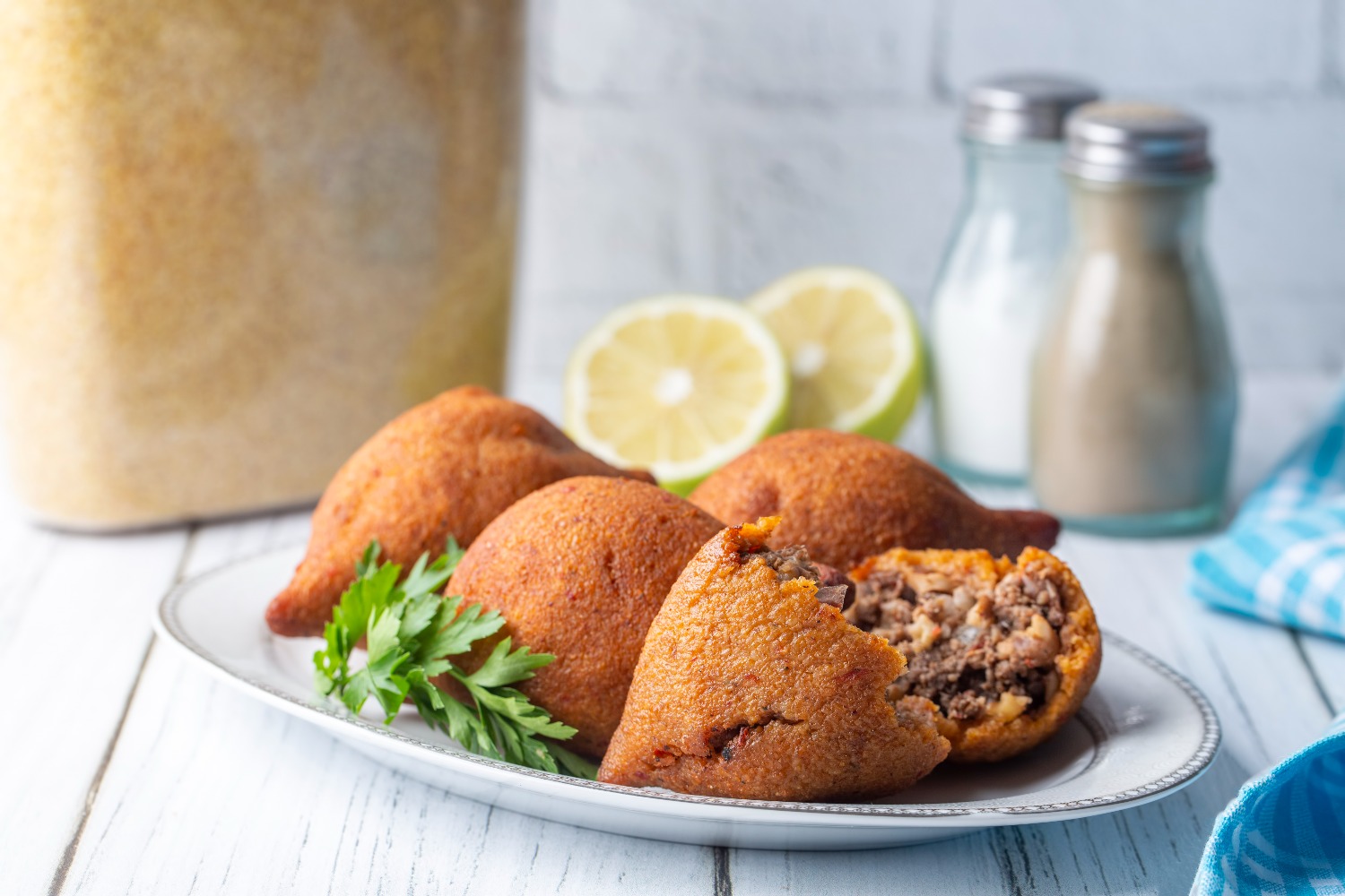Authentic Turkish Stuffed Meatballs (İçli Köfte / Kibbeh)