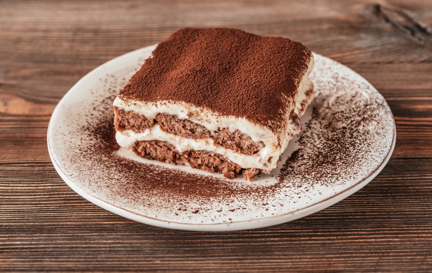 Kolay ve Pratik Tiramisu Tarifi - 15 Dakikada Hazır Kedidili Tiramisu Yapımı